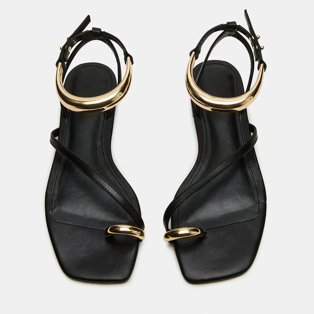 Women's Black Metal Decor Flat Ankle Strap Toe Loop Sandals