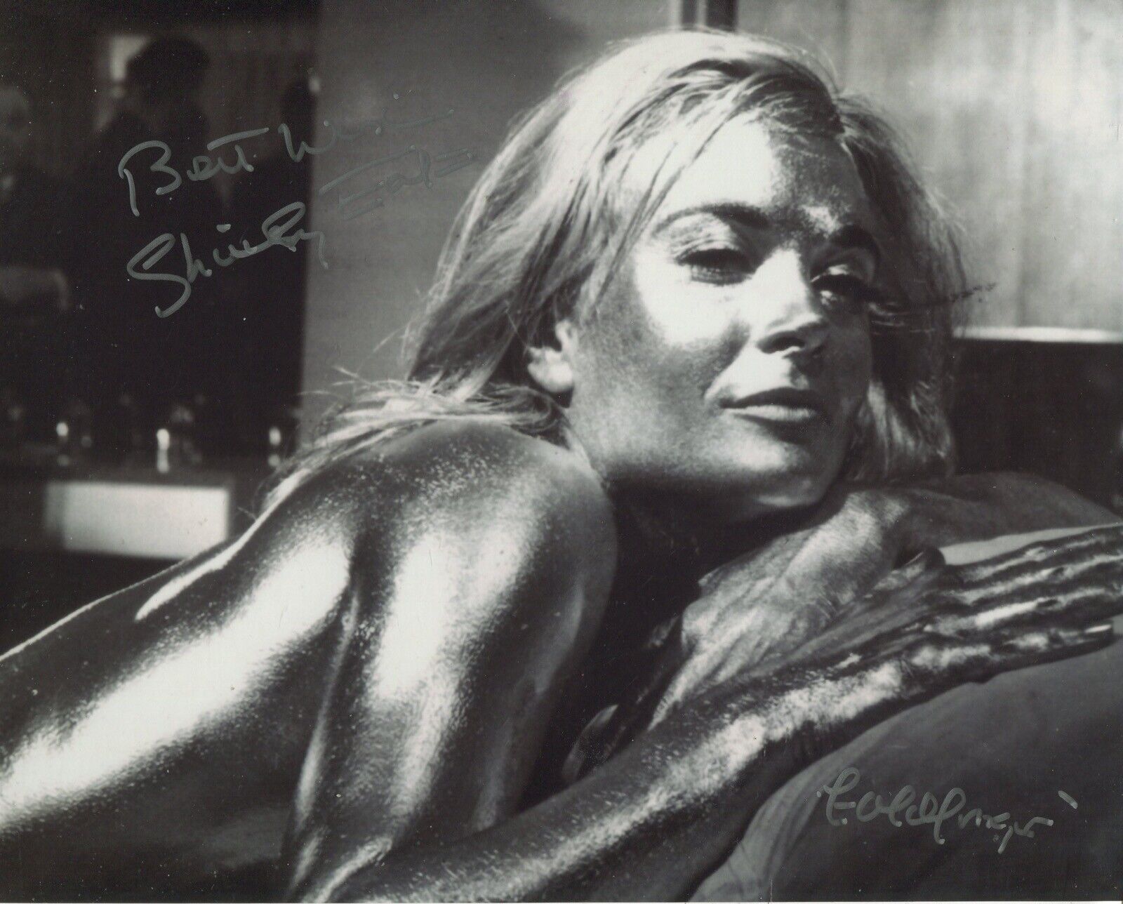 007 James Bond girl SHIRLEY EATON signed GOLDFINGER Photo Poster painting UACC DEALER Ref8b