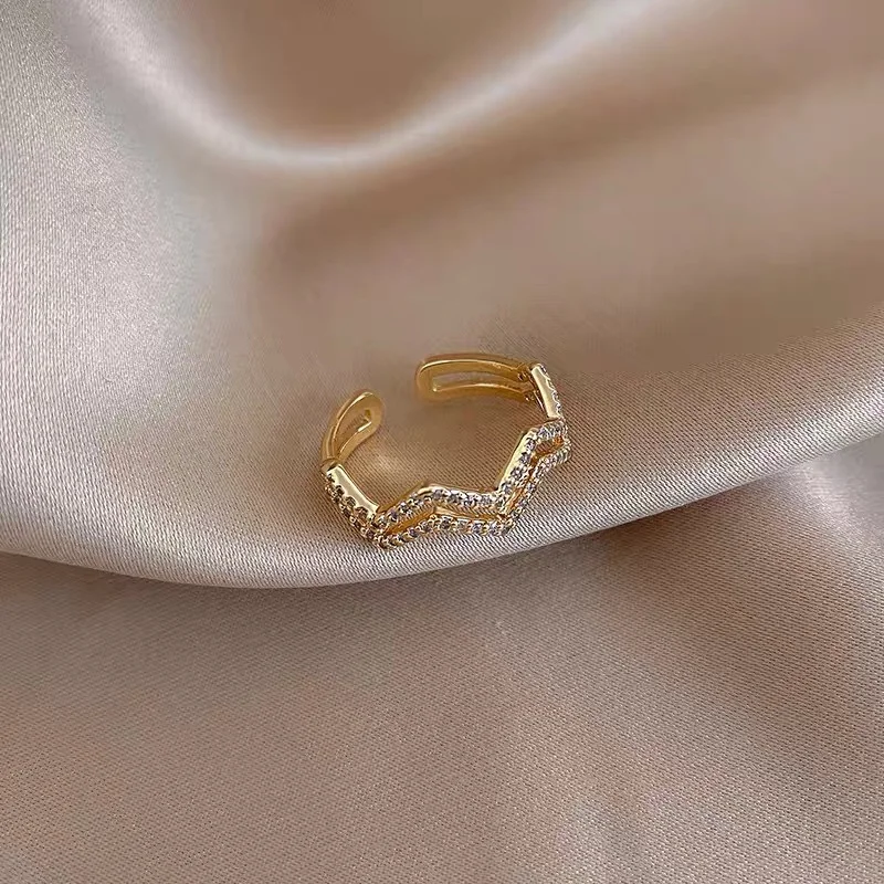 Wavy Cutout Rings