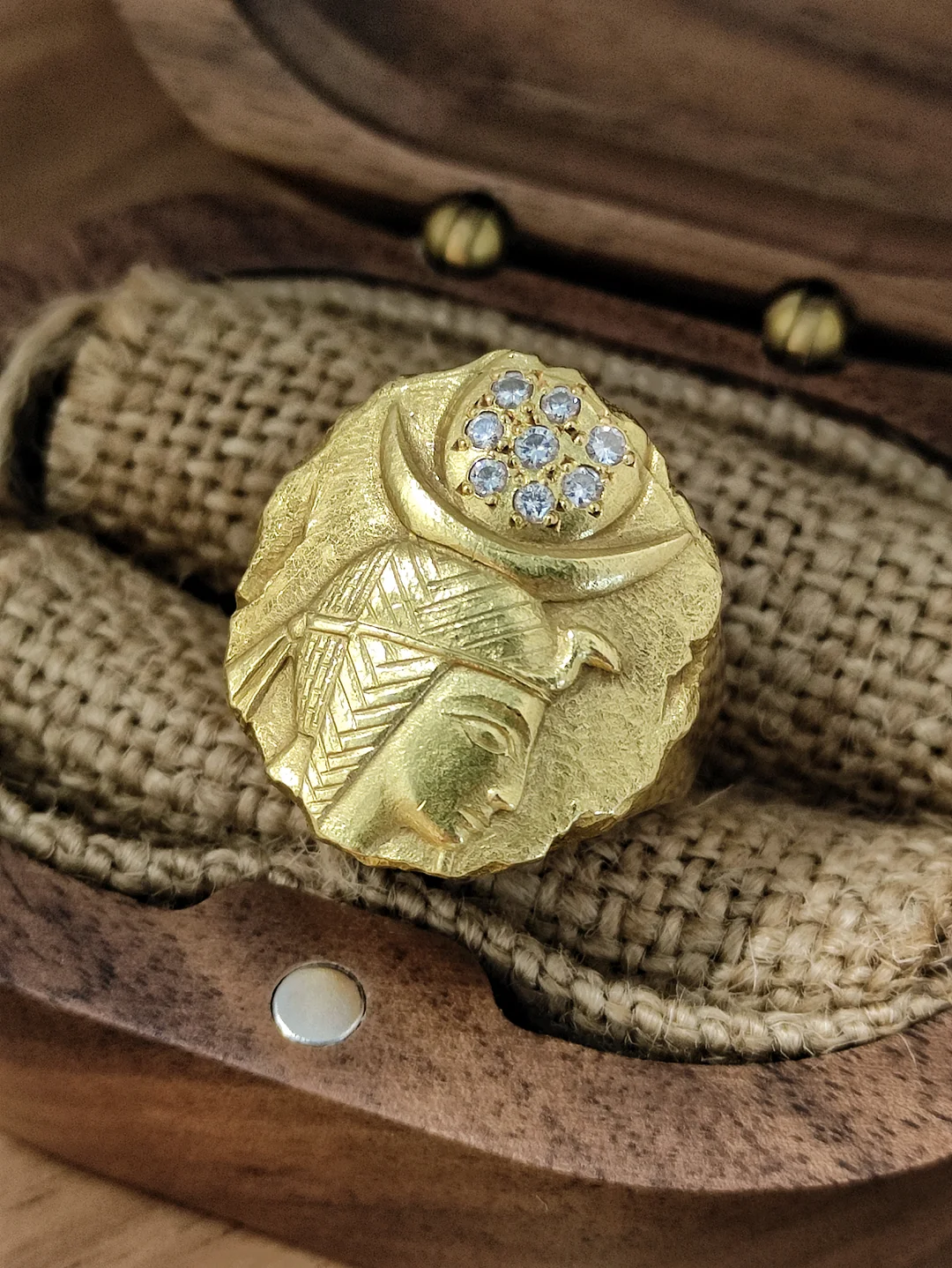 S461 重金古埃及神话月神孔苏钻石磨砂戒指K18，钻石0.15ct，11.8g，13/52码【重金重工，设计师既视感，霸气有存在感，款式独特不撞款，工艺精湛，国内难以复制，有使用感，可选择翻新】