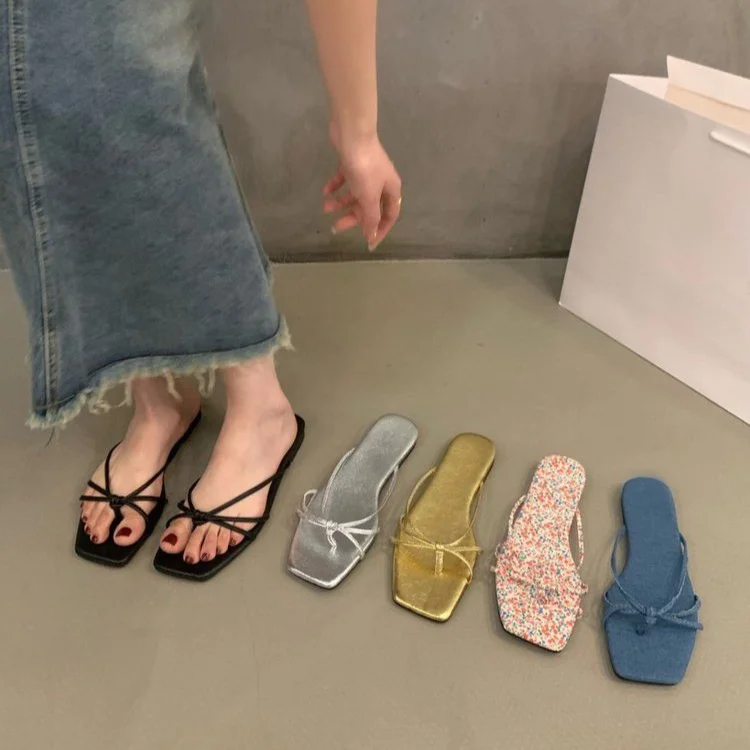 Yyvonne Flat-Bottomed Flip-Flop Fairy Shoes Wear 2025 New Summer Beach Cool Drag Silver Cool Drag