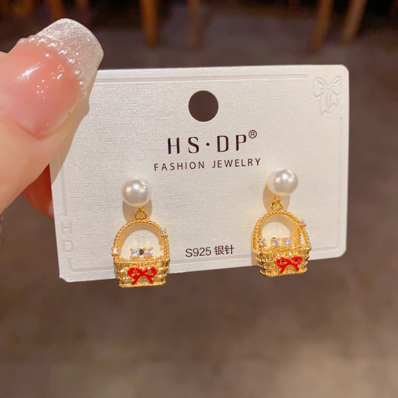 French-style light luxury pearl and zircon woven flower basket earrings for women niche style fashionable and unique design wholesale earrings