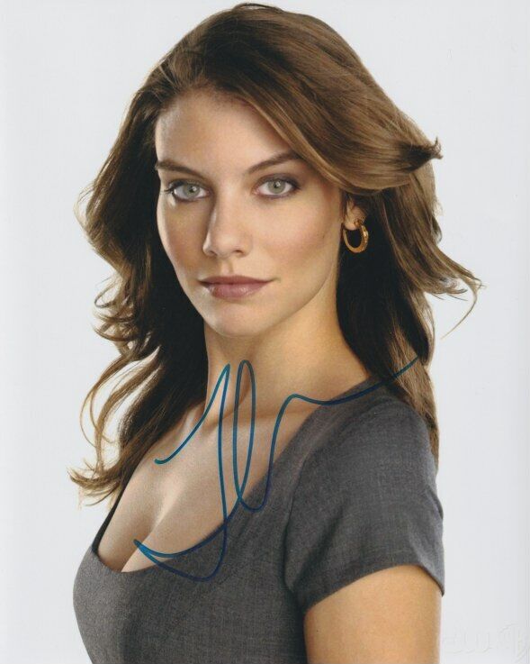 Lauren Cohan signed 8x10 Photo Poster painting in-person