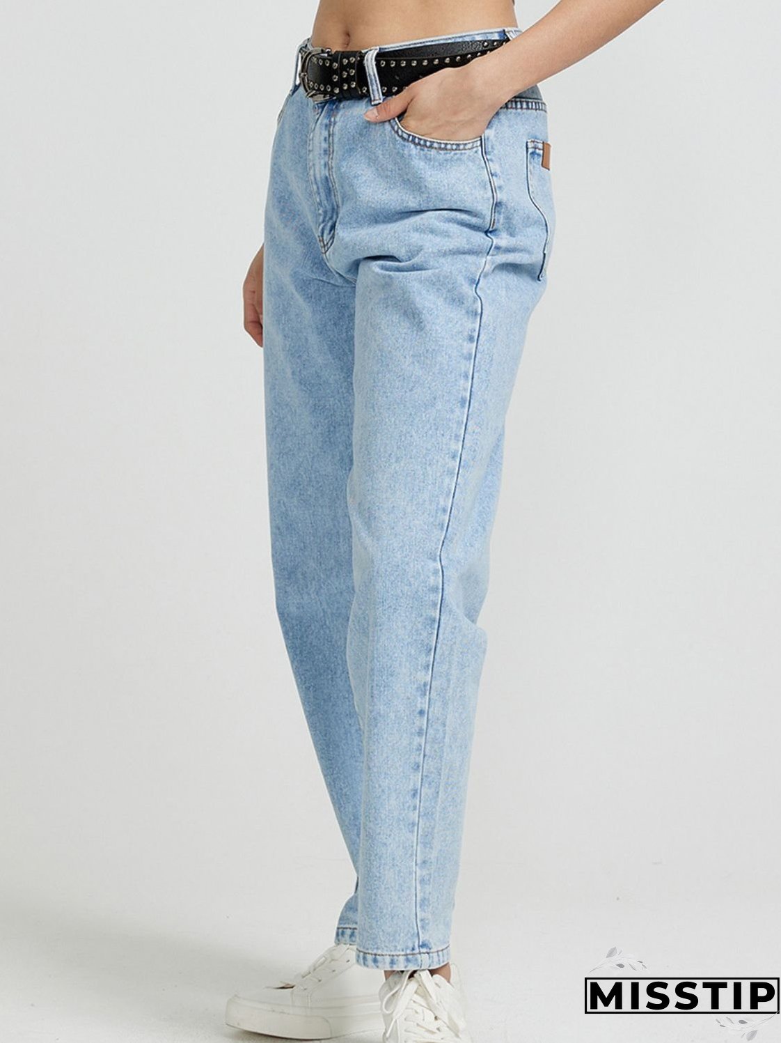 Pocketed Straight Leg Jeans