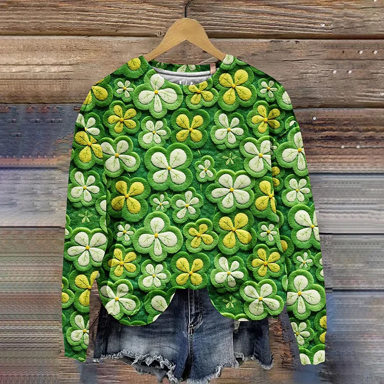 VChics St. Patrick's Day Shamrock Four Leaf Clover Art Design Print Sweatshirt