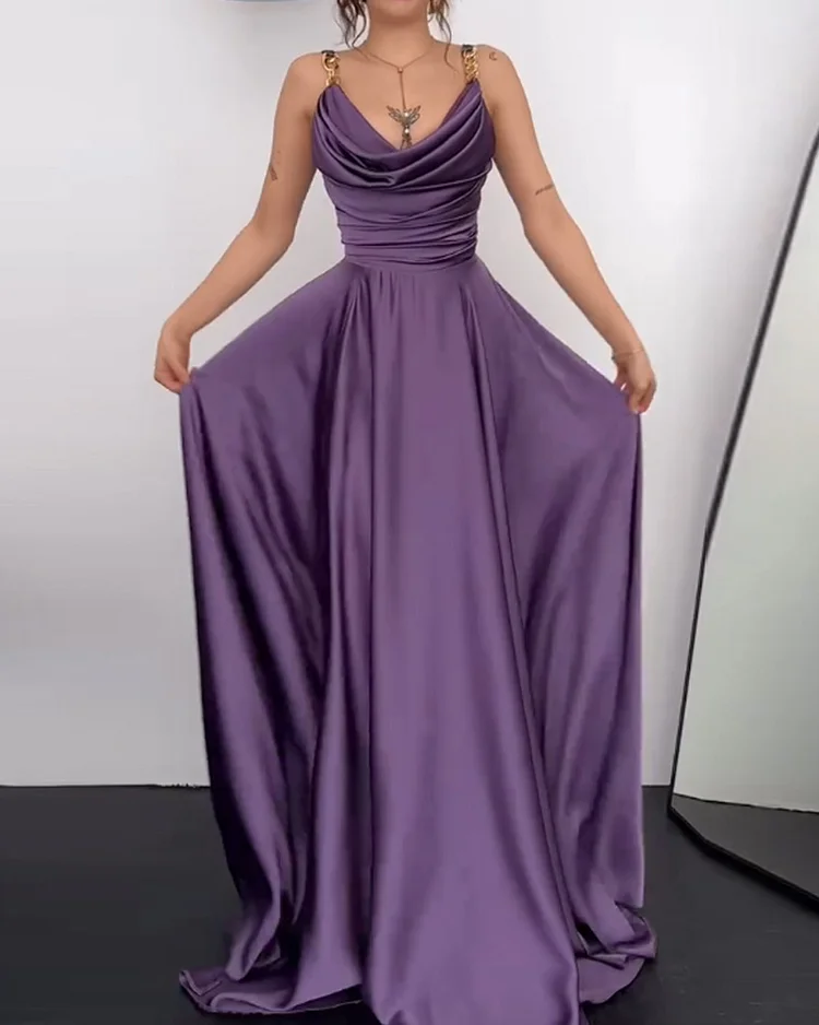 Elegant Pleated Solid Color Dress