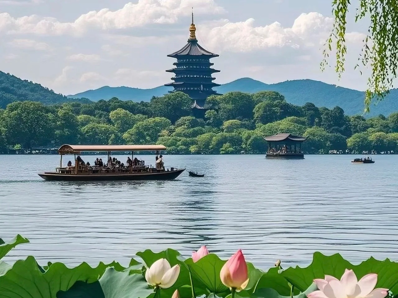 7-Day Eastern China Discovery: Shanghai, Disney, Suzhou & Hangzhou