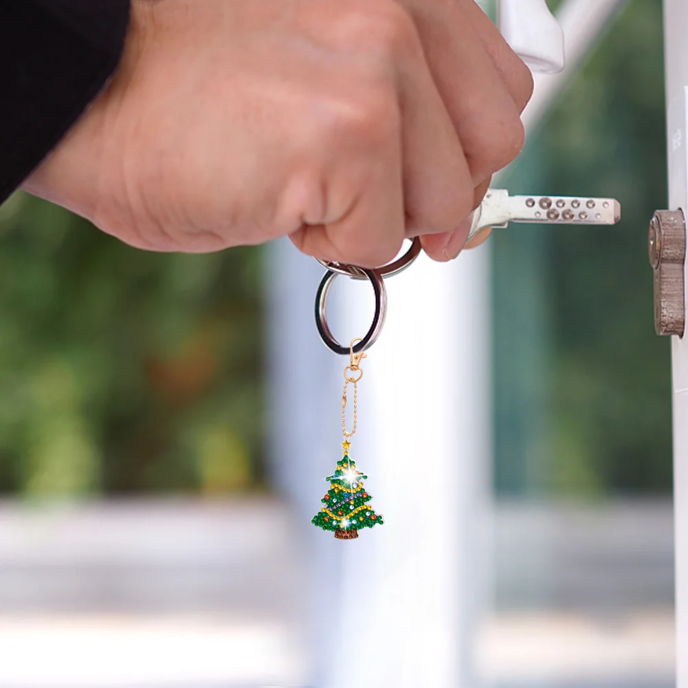 5pcs Diamonds Painting Keychain Christmas Tree Crafts DIY Key Ring Decor(Double Side)