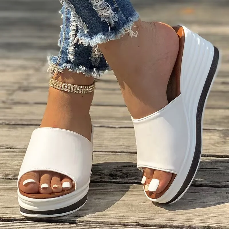 Yyvonne And Summer New Fish Mouth Slope And Slippers Women Wear Loose Cake Thick Bottom One-Word Drag Large Size Women Cold Slippers