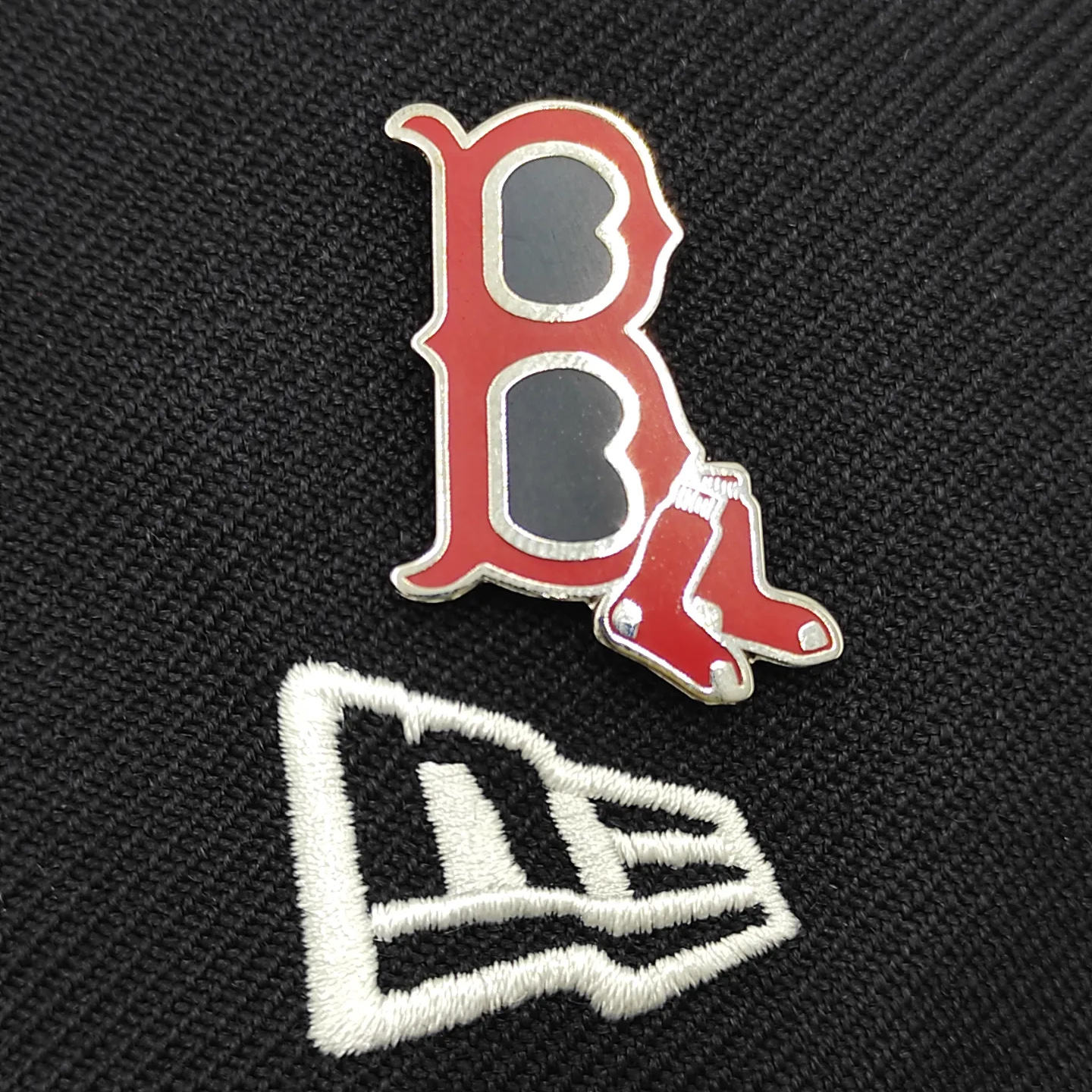NEW ERA PIN METALICO BOSTON RED SOX