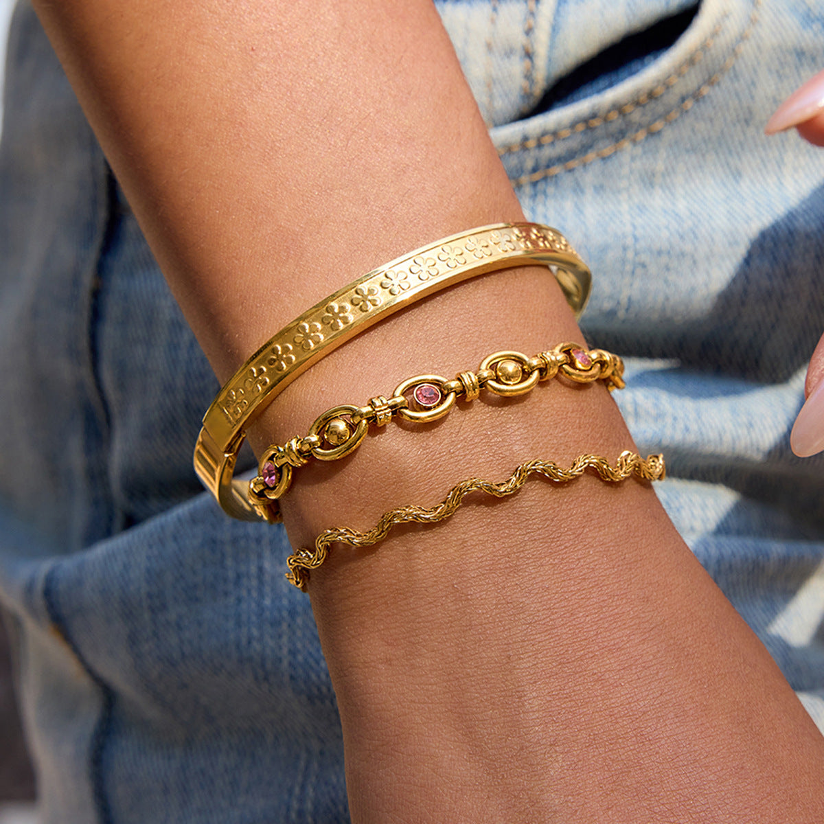 Jie Ding Stainless Steel Jewelry Bracelet For Girls Hot-Selling Titanium Steel Sand Gold