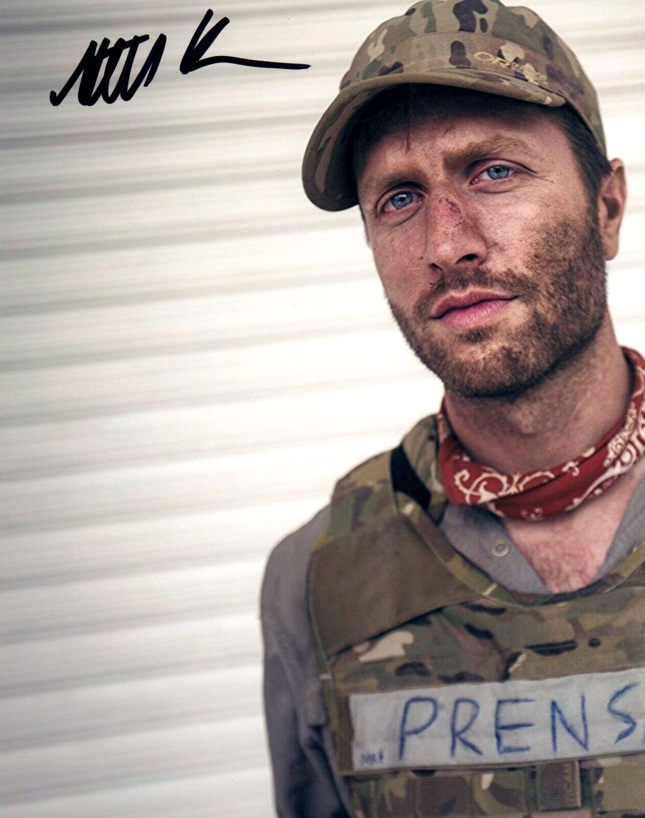 Matthew Heineman Signed Autographed 8x10 Photo Poster painting A PRIVATE WAR Director COA