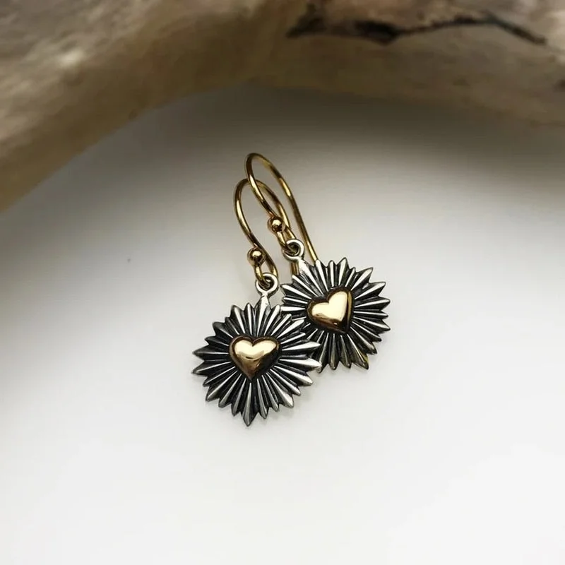 Vintage Heart Metal Hand Engraved Striped Electroplated Two Tone Women's Hook Drop Earrings