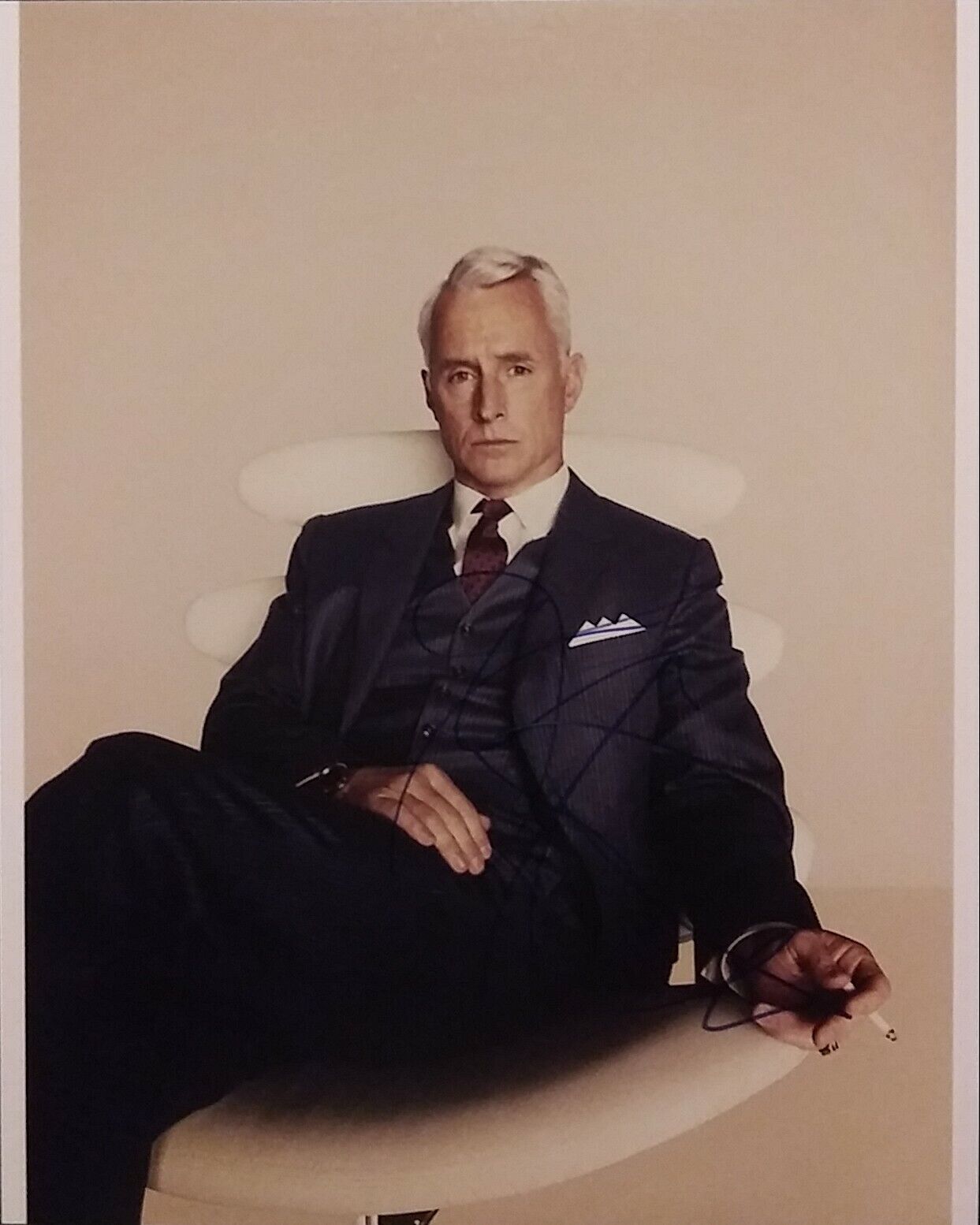 John Slattery signed 8 x 10