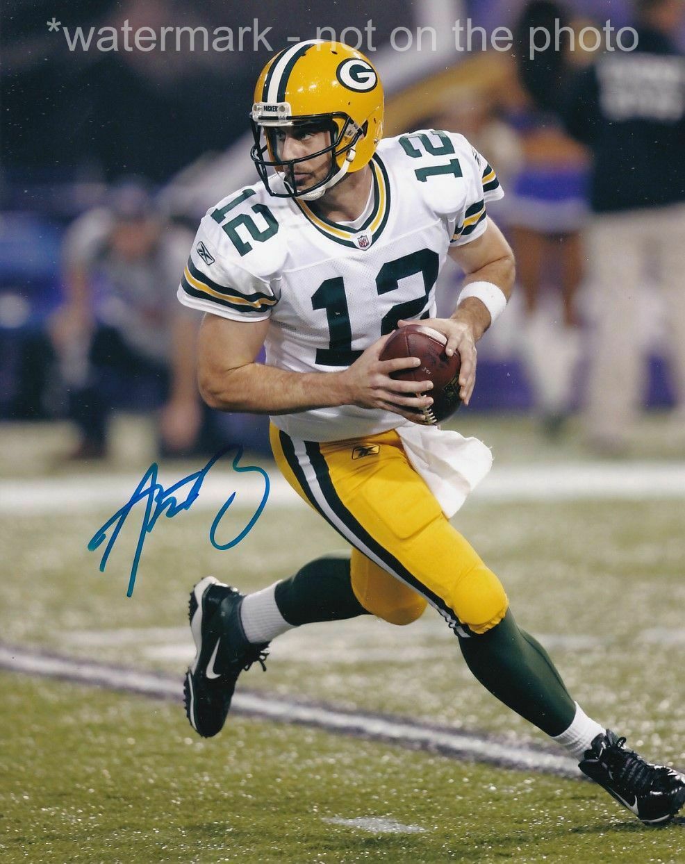 AARON RODGERS SIGNED AUTOGRAPH 8X10 Photo Poster painting GREEN BAY PACKERS