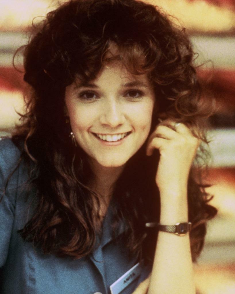 Lea Thompson 8x10 Picture Simply Stunning Photo Poster painting Gorgeous Celebrity #3