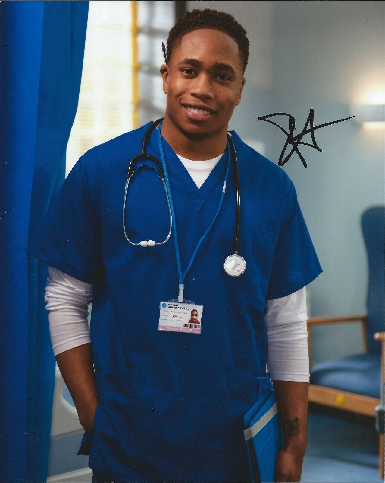 Imran Adams autograph - signed Hollyoaks Photo Poster painting