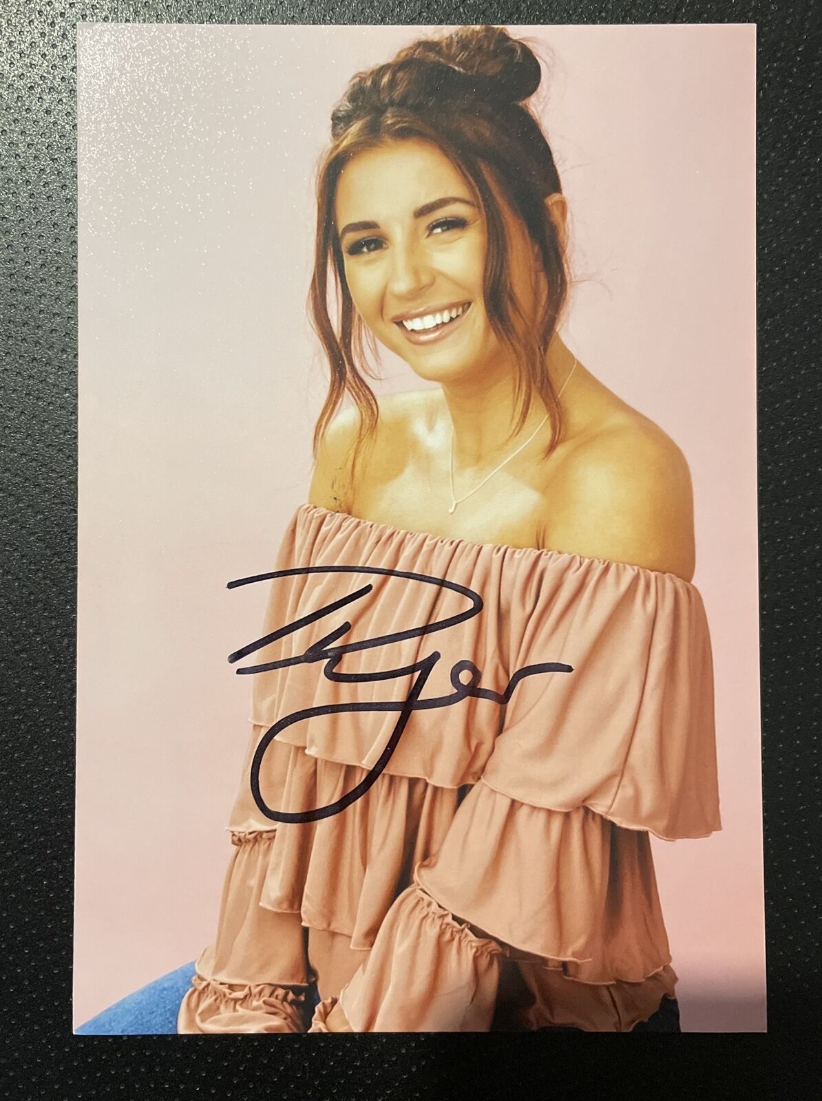 Dani Dyer Love Island Winner Hand Signed Autograph 6x4 Photo Poster painting Model