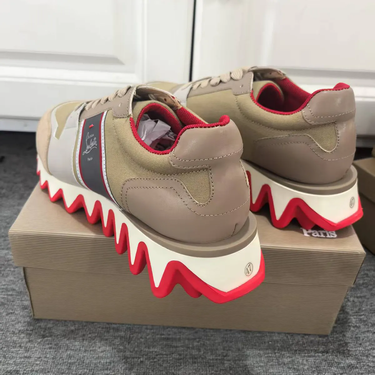 Gentleman's Red Bottom Sneakers Polyester Round Toe Couples Sneakers -vocosishoes