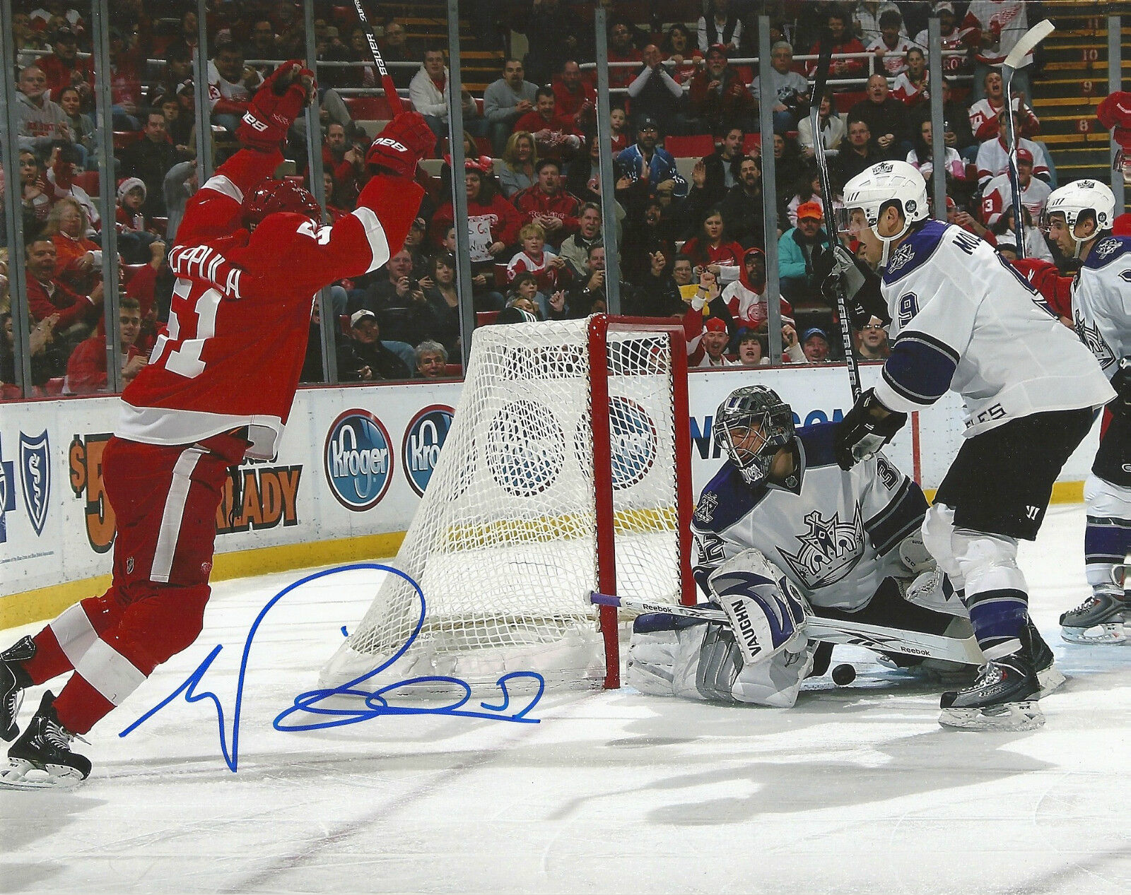 VALTERRI FILLUPIAL 'DETROIT RED WINGS' SIGNED 8X10 PICTURE *COA 1