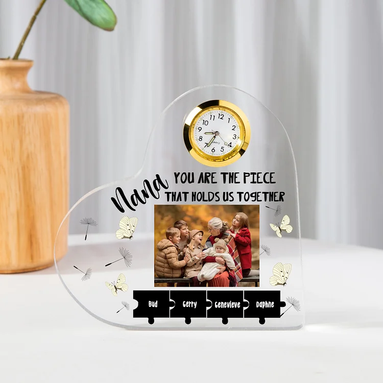 A la familia-Placa acrílica en forma de corazón con un reloj 1 texto, 1 foto y 4 nombres personalizados