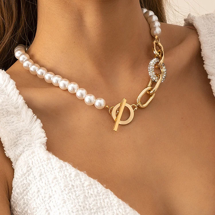 Metallic Diamond Retro Pearl Necklaces-Gold