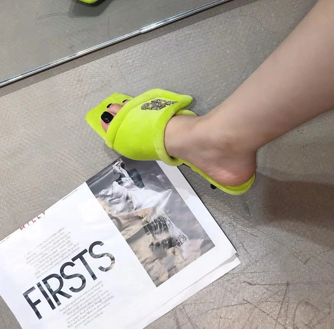 2021 Autumn Women's Cotton Velvet Slippers Ladies Square Toe Stilettos Slippers Female Winter Outwear Suede Candy Colors Sandals