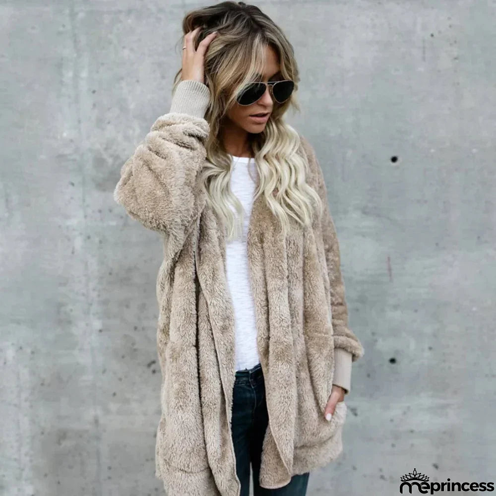 Fashionable and Minimalist winter Coat