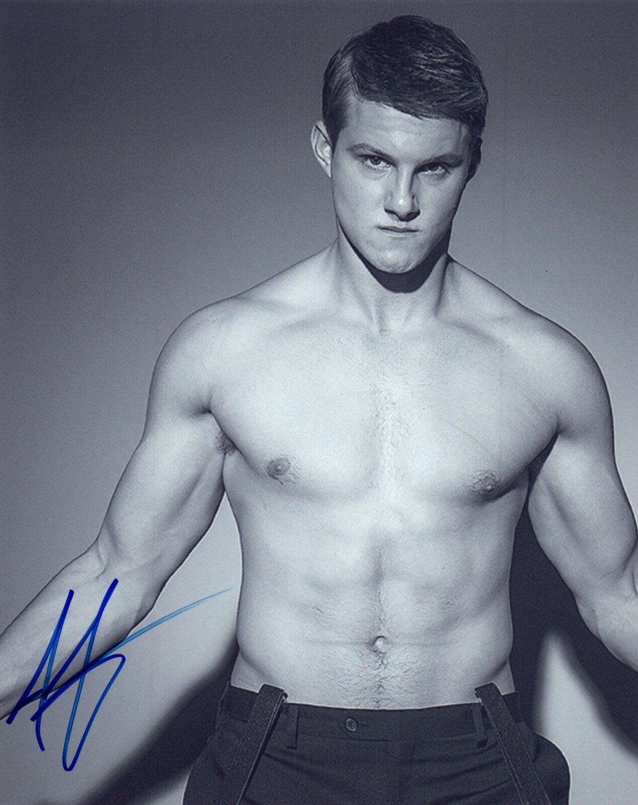 Alexander Ludwig Signed 8x10 Photo Poster painting Vikings The Hunger Games Shirtless Actor COA