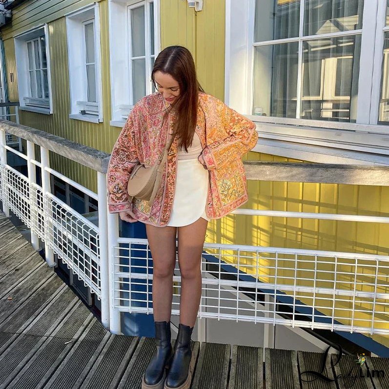 Chic and Versatile general garment