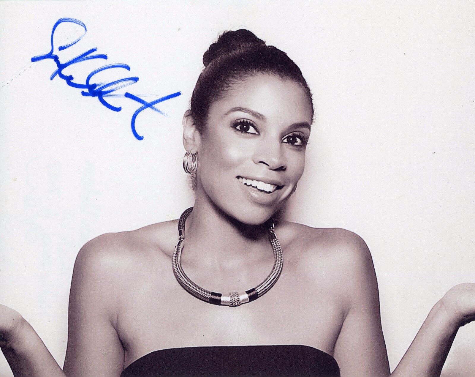 ~~ SUSAN KELECHI WATSON Authentic Hand-Signed THIS IS US