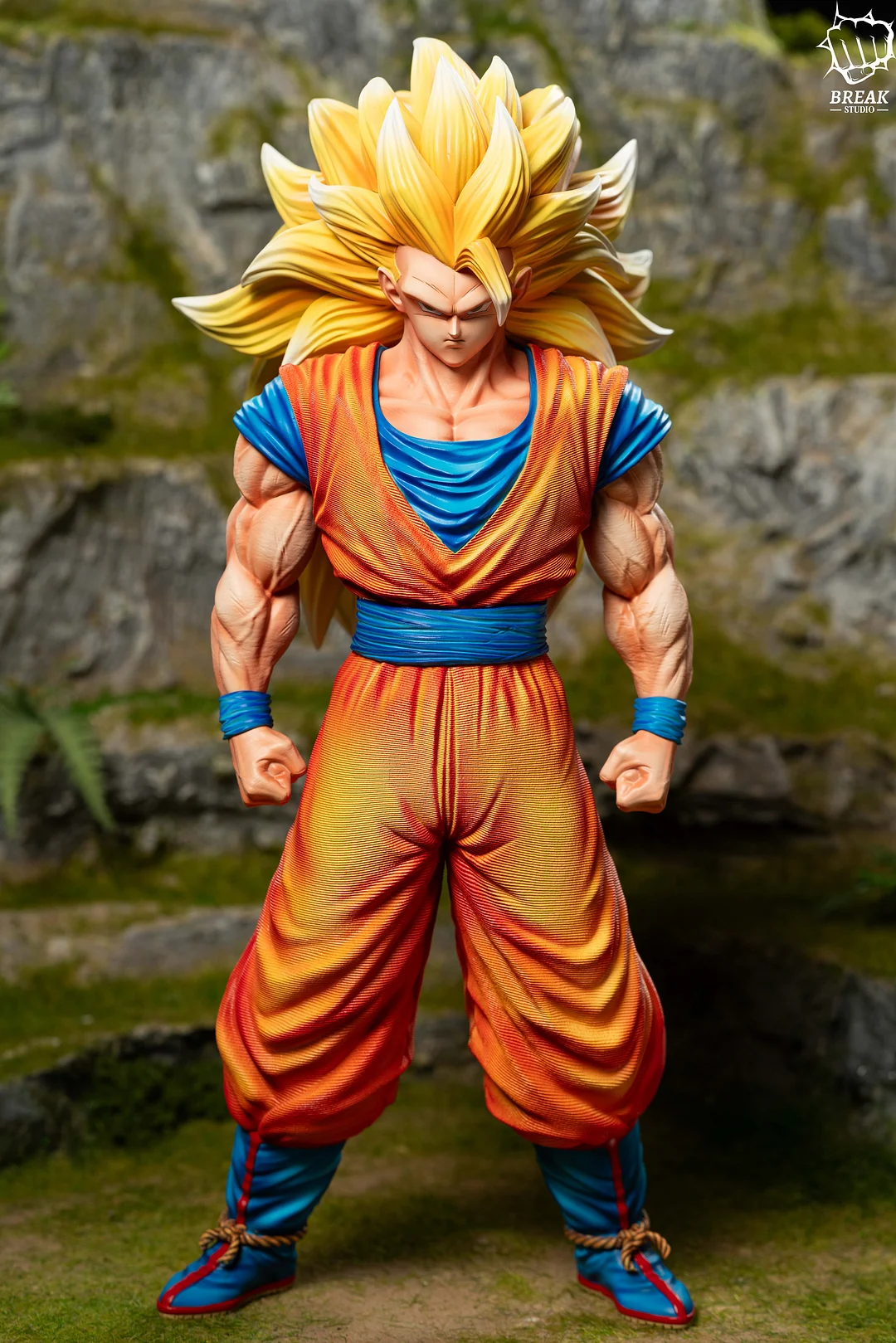 Pre-order * Twopercent Studio Dragon Ball SS3 Goku Resin Statue