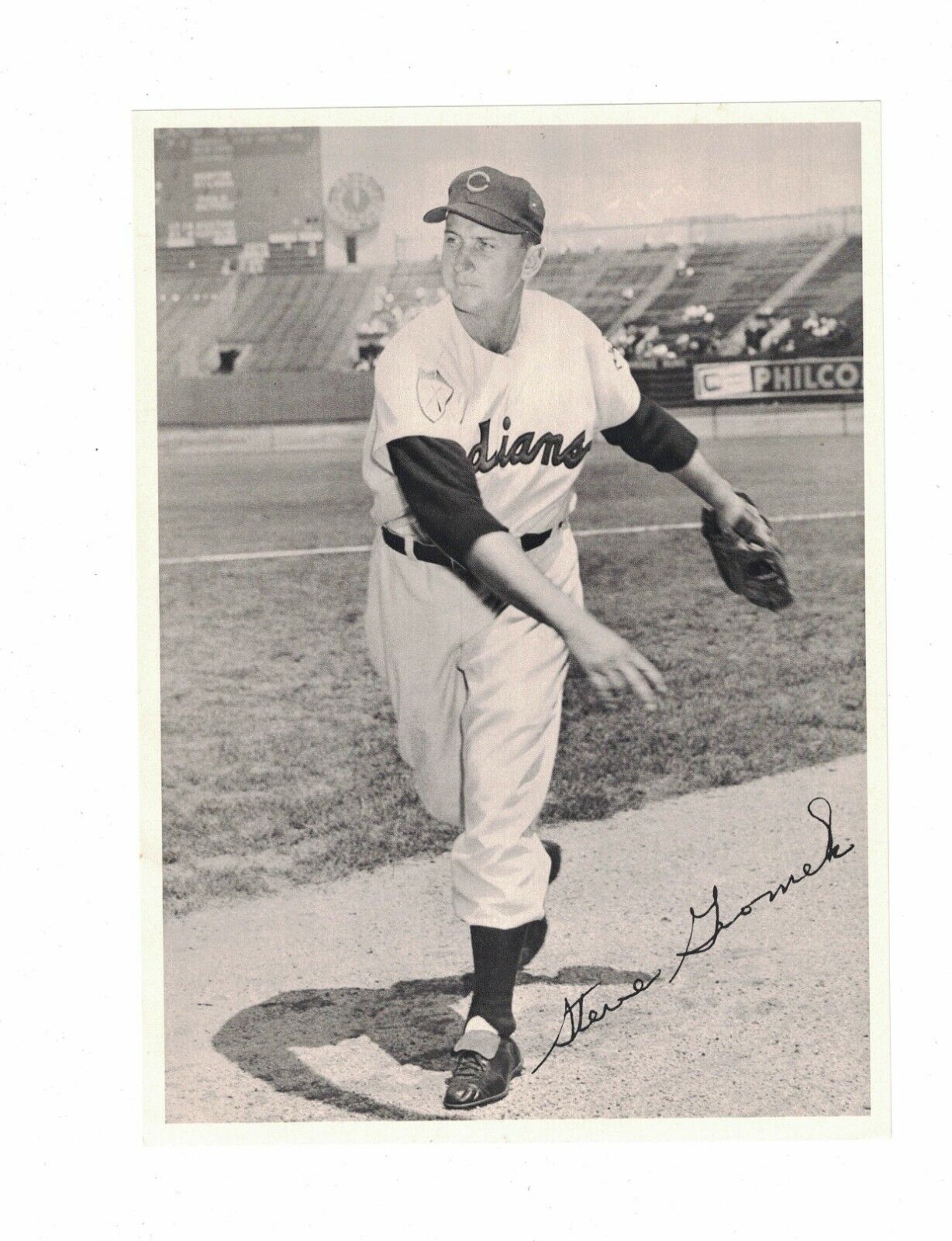 1950's Steve Gromek Cleveland Indians Picture Pack Baseball Photo Poster painting AO20