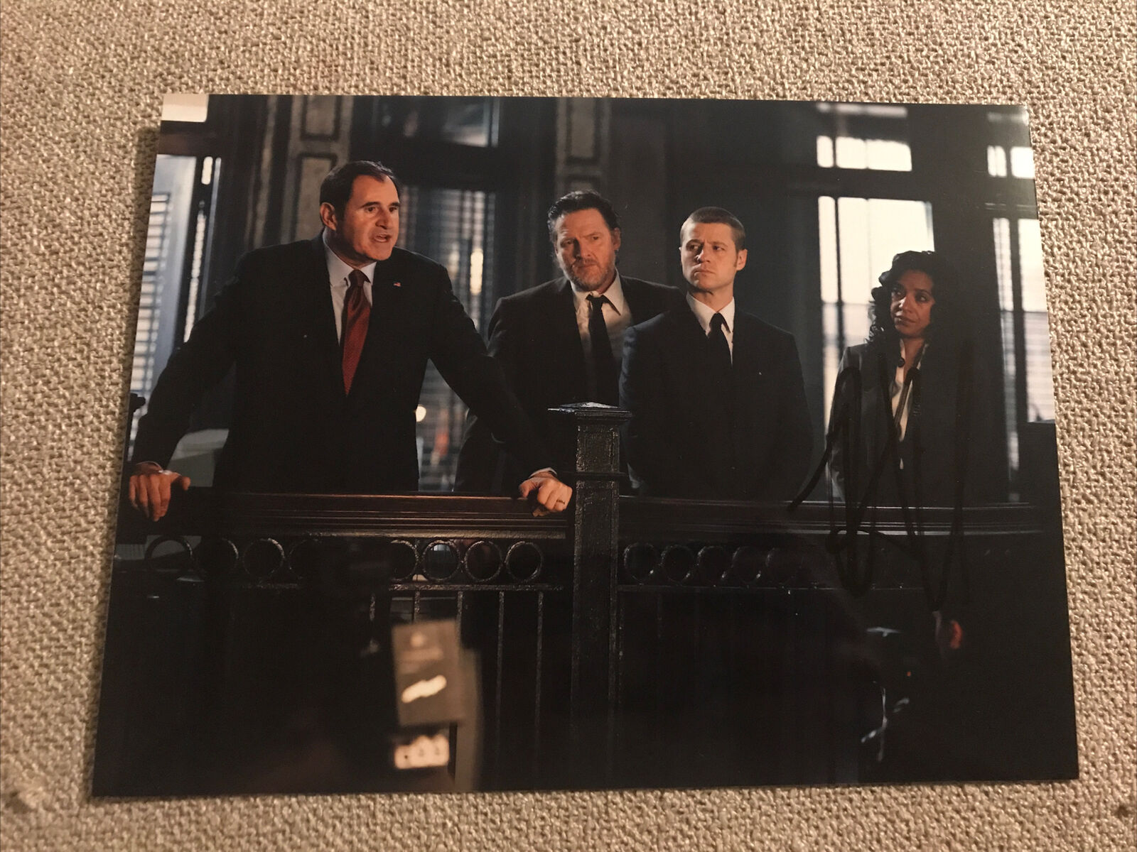 Richard Kind - Colour 8x6 Signed 'Gotham' Photo Poster painting