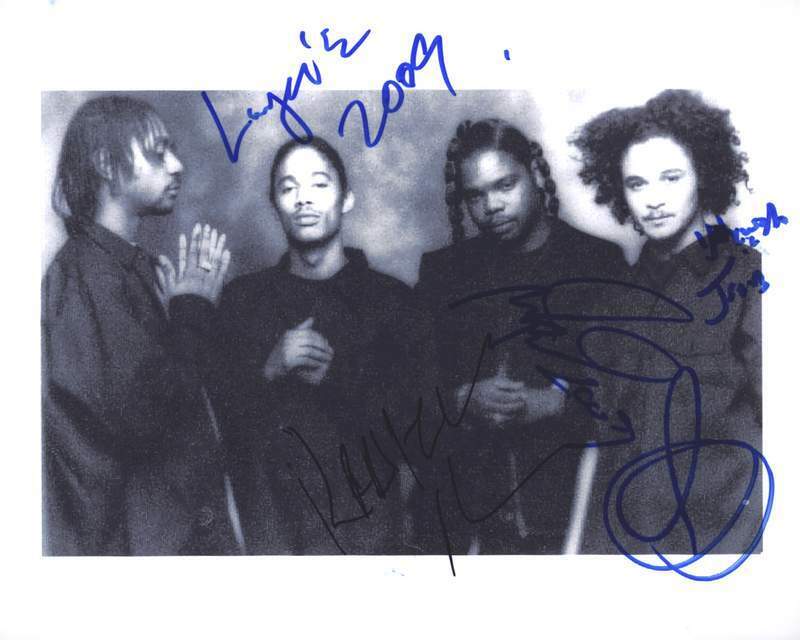 Bone-Thugs N-Harmony authentic signed rap 8x10 Photo Poster painting W/Certificate Autograph 087