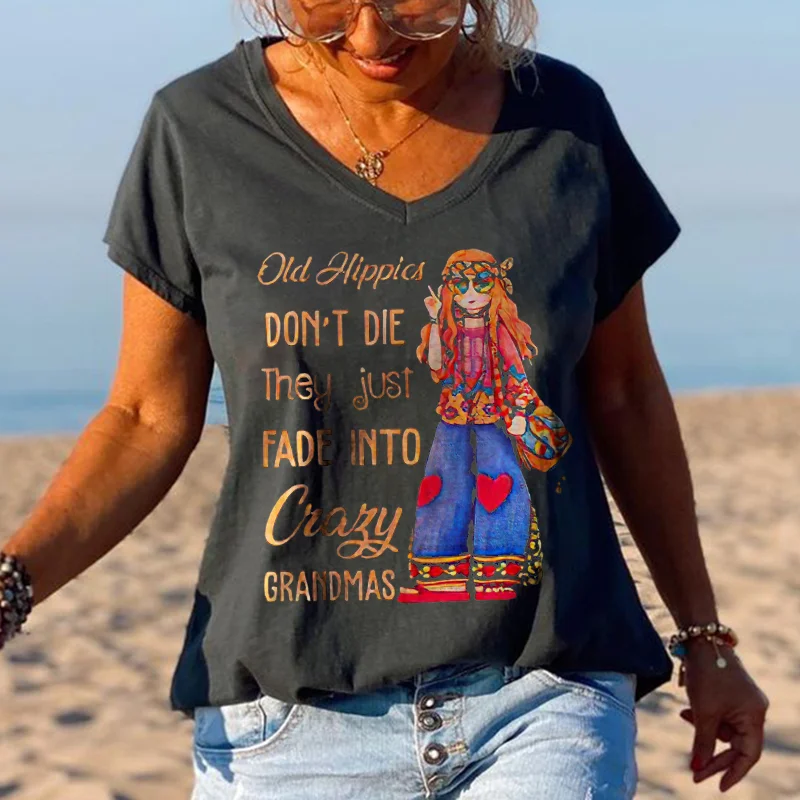 Oversize Old Hippies Don't Die Trendy Girl Printed Women's T-shirt