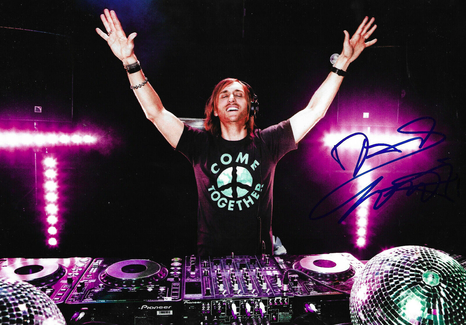 David Guetta signed 8x12 inch Photo Poster painting autograph