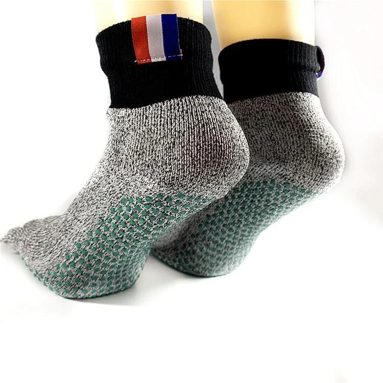 Hugoiio™ Strongest socks(Two pairs)