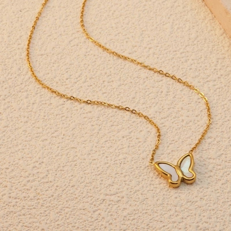 Sweet Minimalist Butterfly 304 Stainless Steel Acrylic Shell 18K Gold Plated Plating Butterfly Pendant Necklace