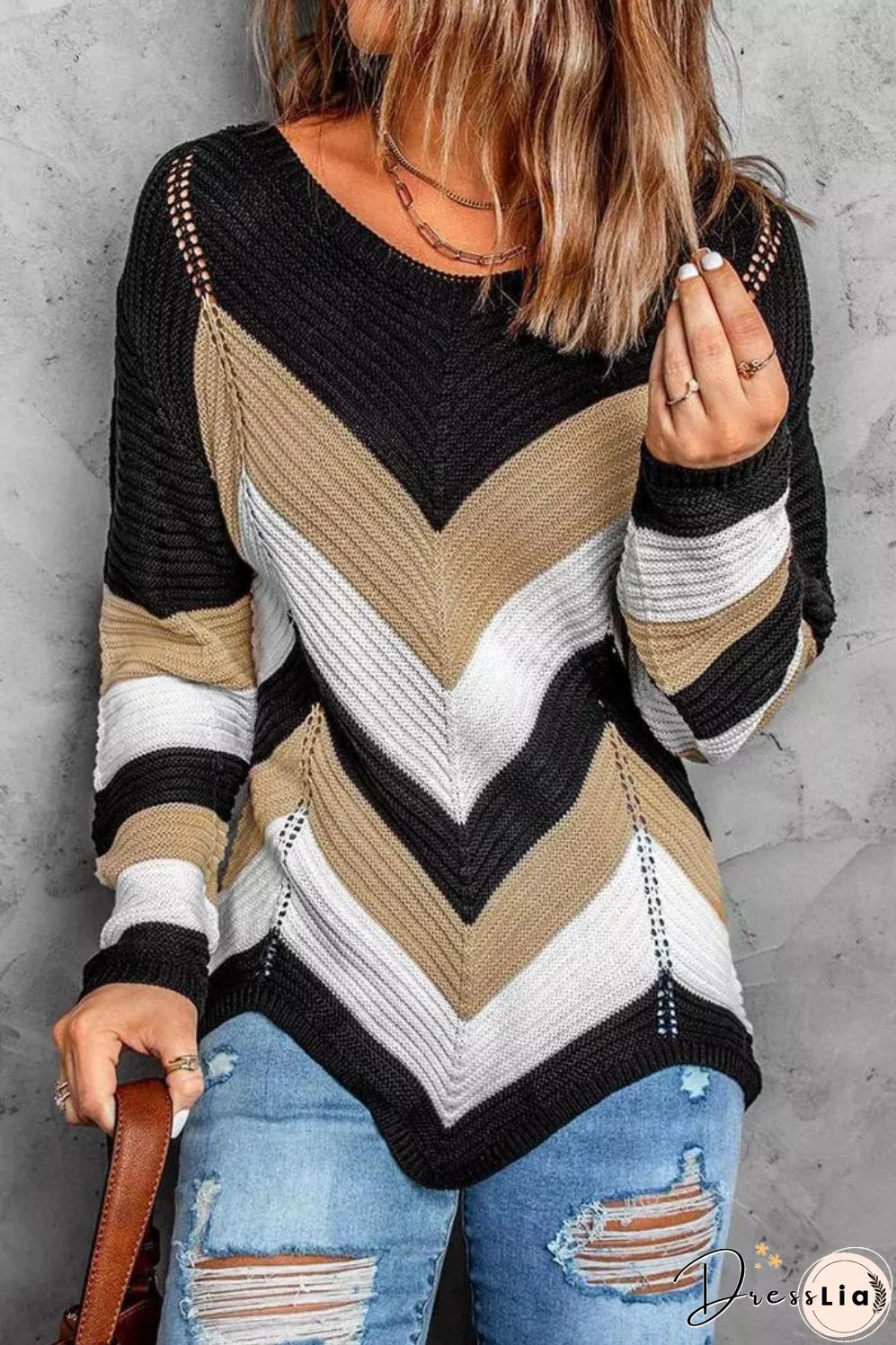 Effortless and Trendy winter Pullover