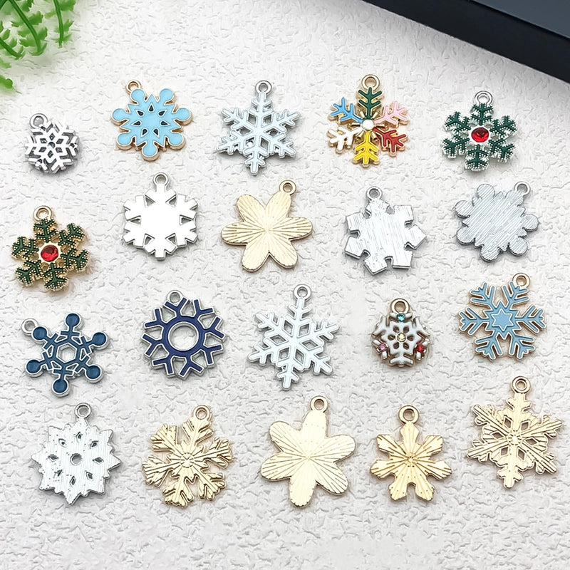 1 Piece 20 PCS/Package 13x16mm 16x21mm 18x20mm Alloy Snowflake Pendant Jewelry Accessories
