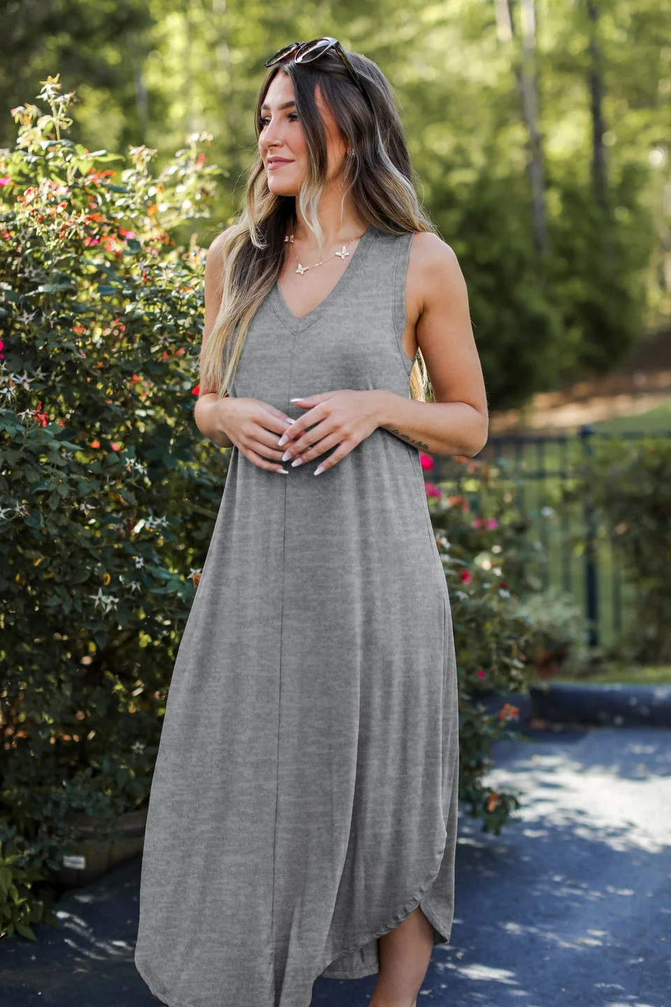 Loose V-neck sleeveless dress comfortable breathable irregular skirt | EGEMISS
