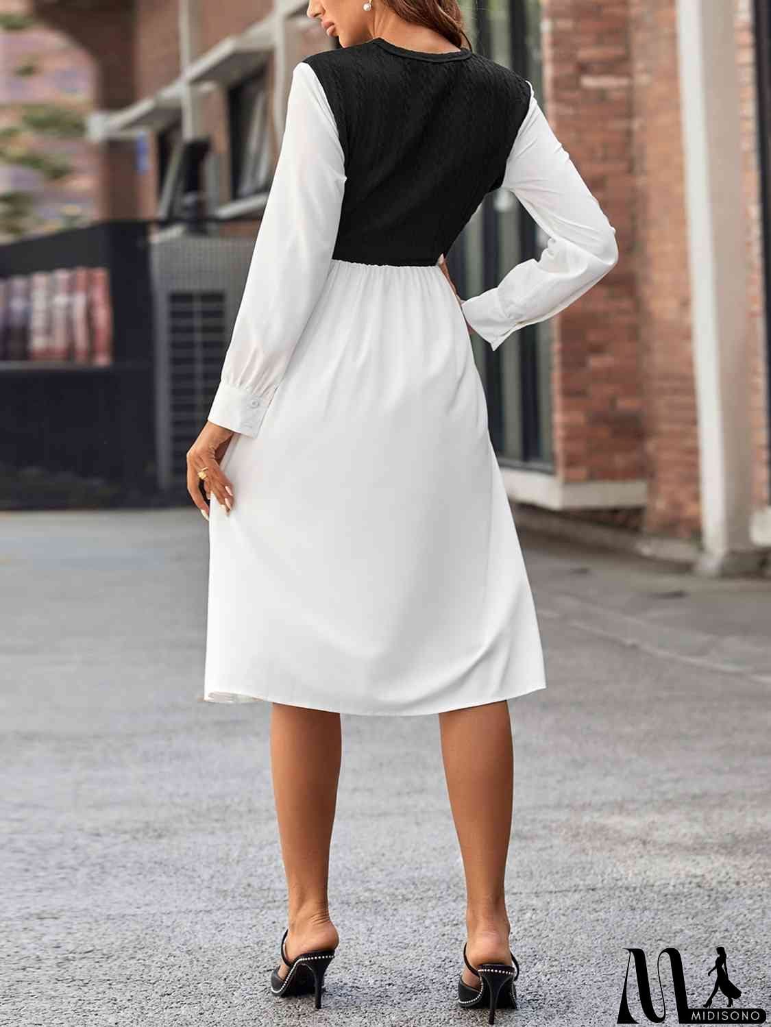 MidiSono - Contrast Round Neck Long Sleeve Dress