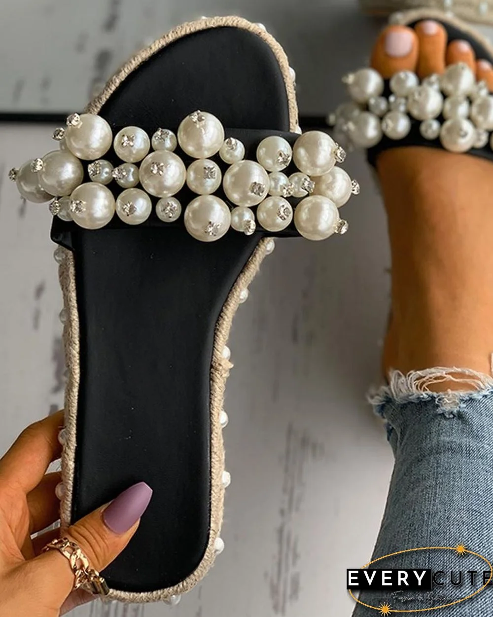 Studded Decor Faux Pearl Slippers