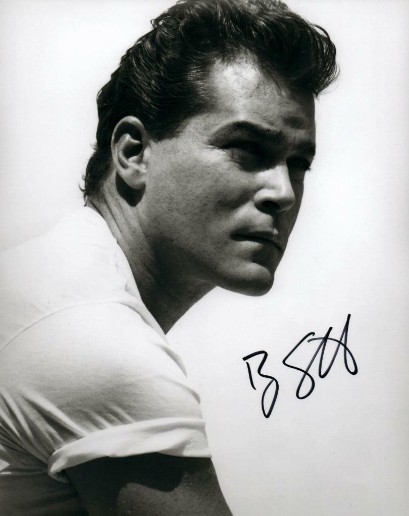 Ray Liotta signed 8x10 Photo Poster painting picture autographed good looking plus COA