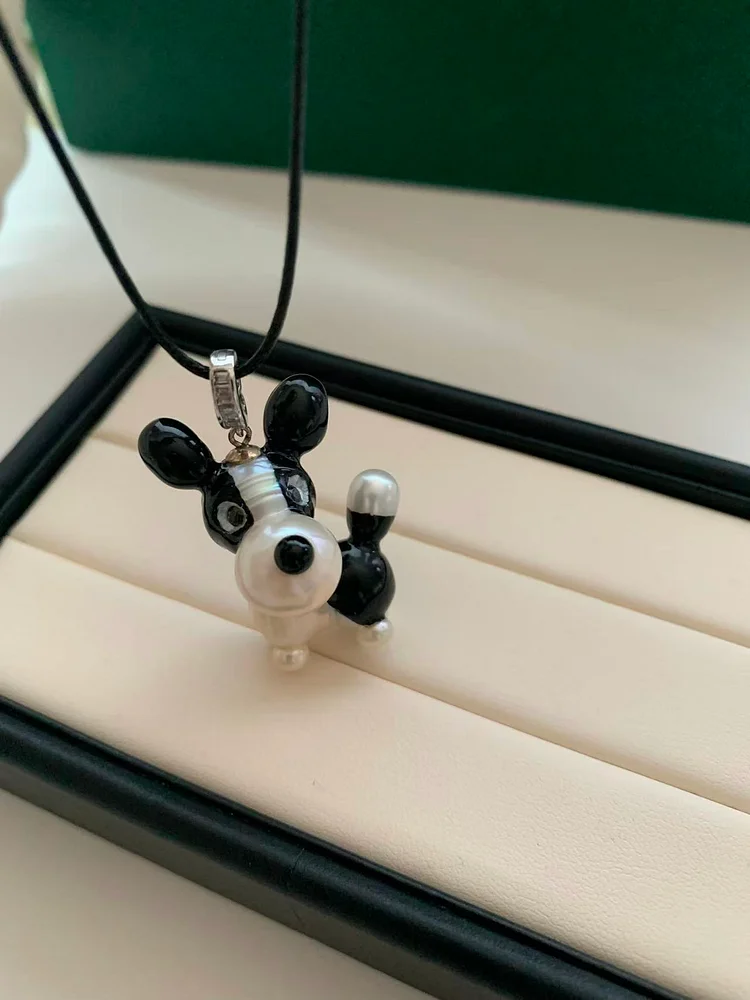 TINA PEARL handcrafted Sheepdog pearl Pendant