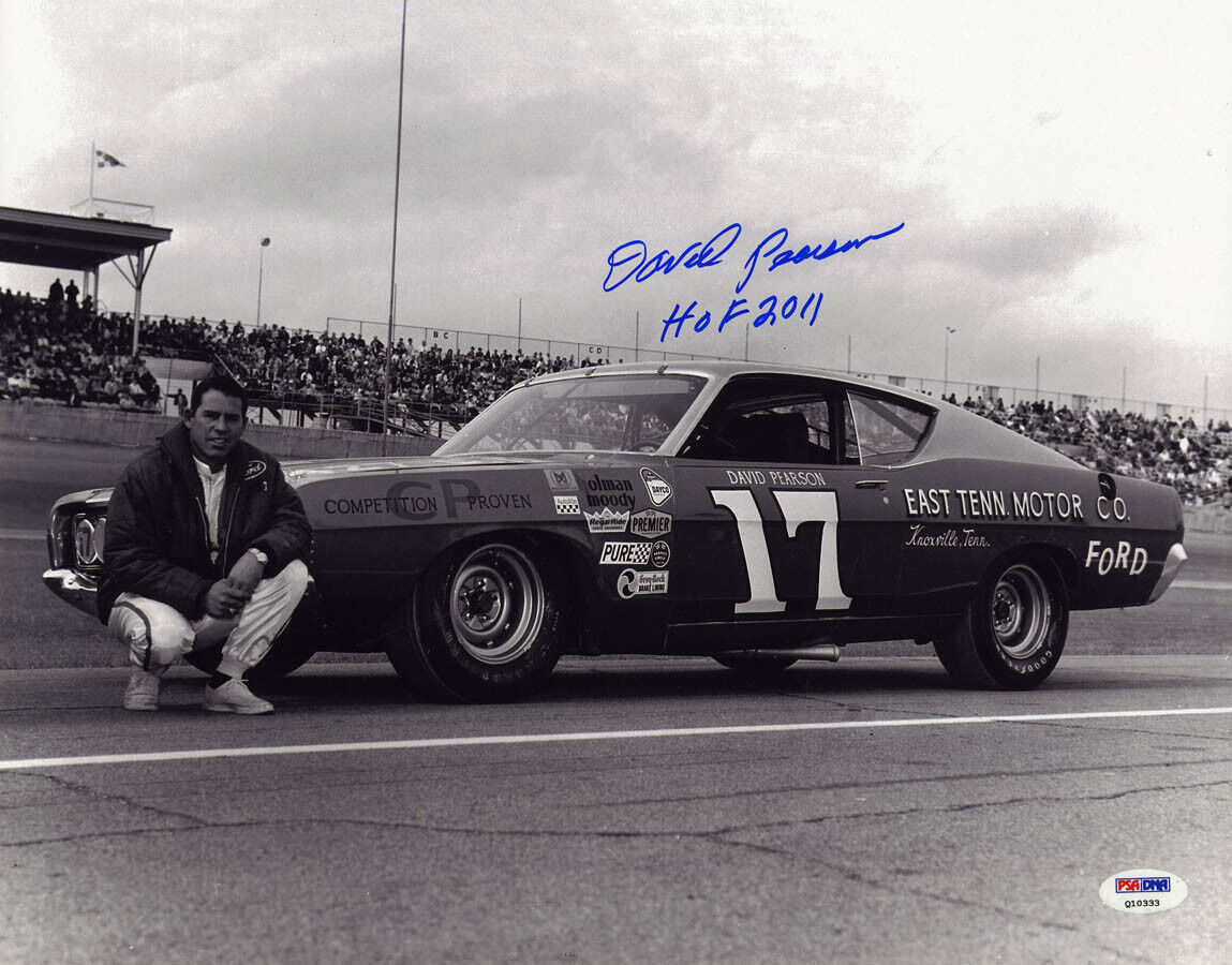 David Pearson SIGNED 11x14 Photo Poster painting +HOF 2011 NASCAR Silver Fox PSA/DNA AUTOGRAPHED