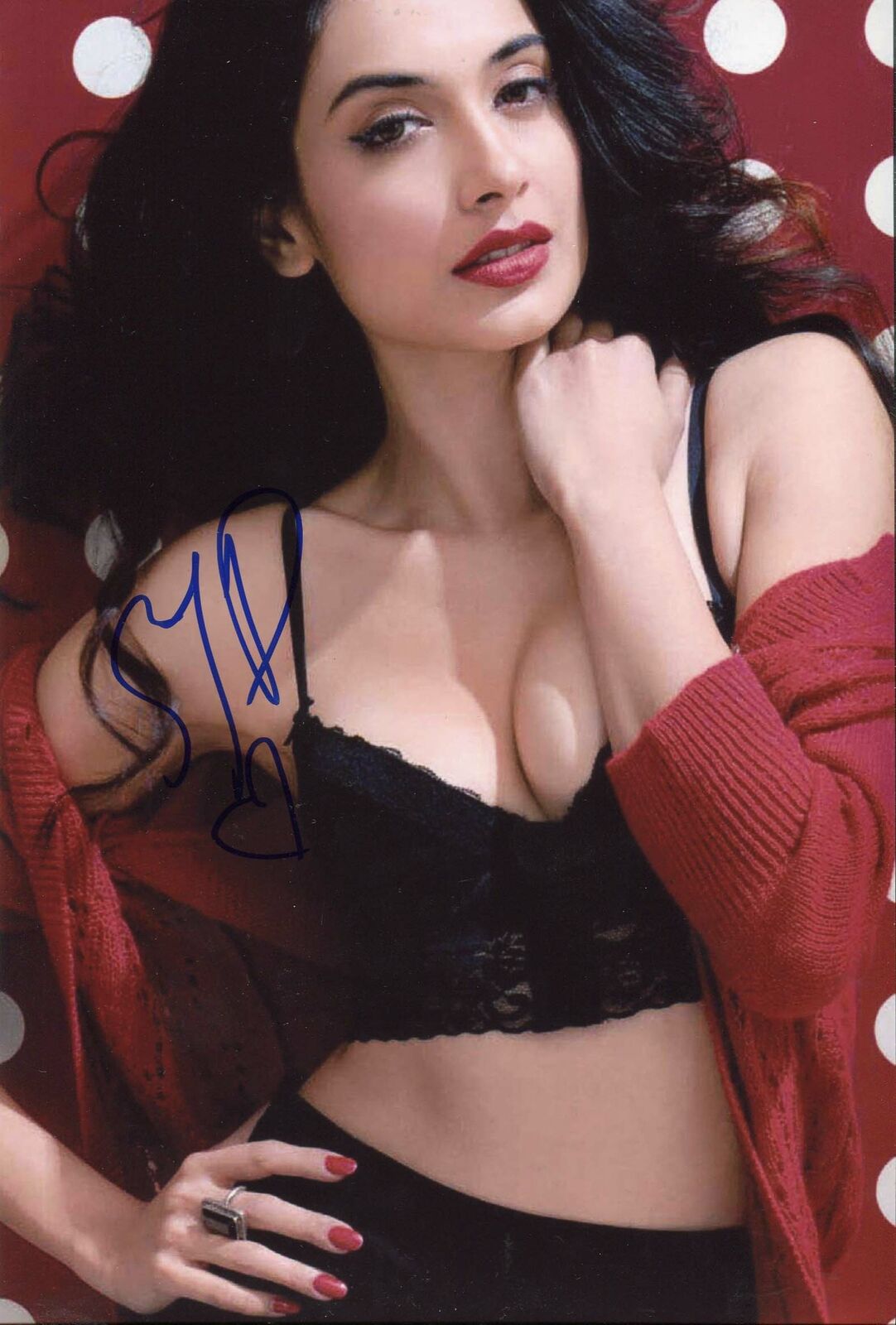 MISS INDIA Sarah-Jane Dias autograph, In-Person signed Photo Poster painting