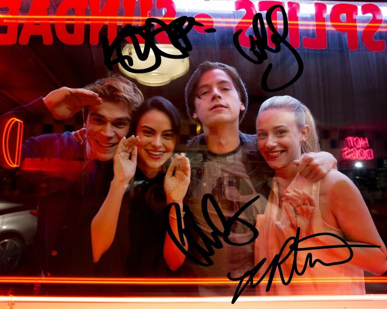 RIVERDALE SEASON ONE SIGNED AUTOGRAPHED 10 X 8