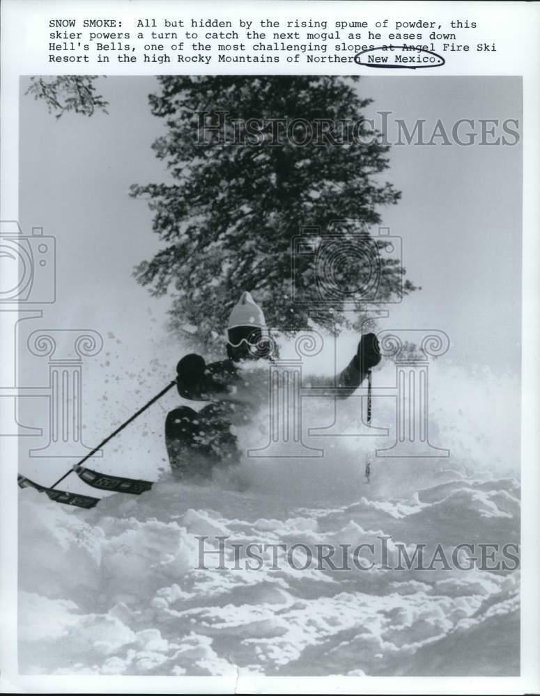 Press Photo Poster painting Skier eases down Hell's Bells at Angel Fire Ski Resort, New Mexico